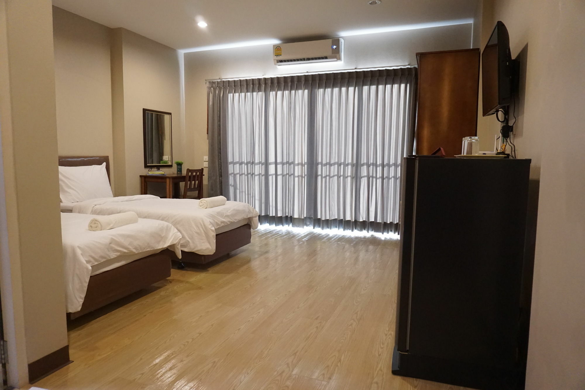 Chompu Nakarin Apartment Trang Exterior foto